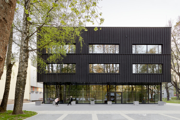 Media Building of Riga Art and Media School / MADE arhitekti - Exterior Photography, Facade