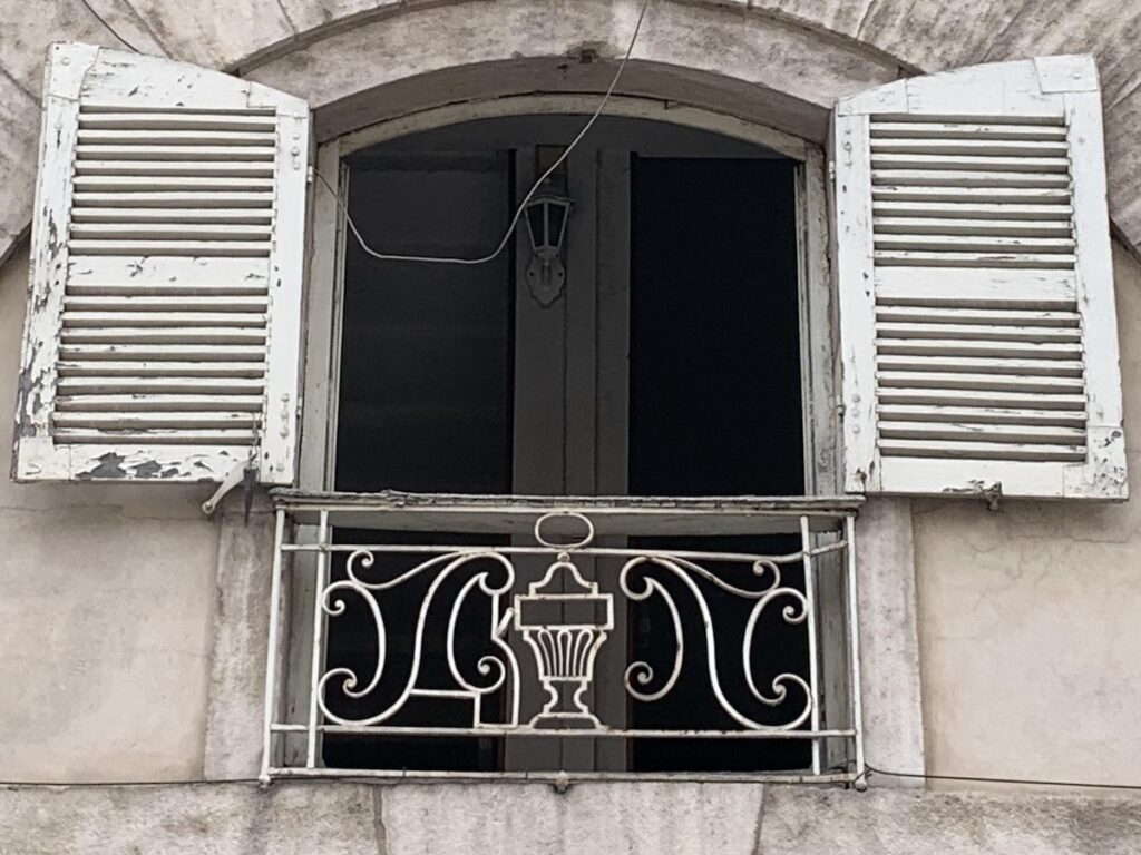 Window in Mâcon, France