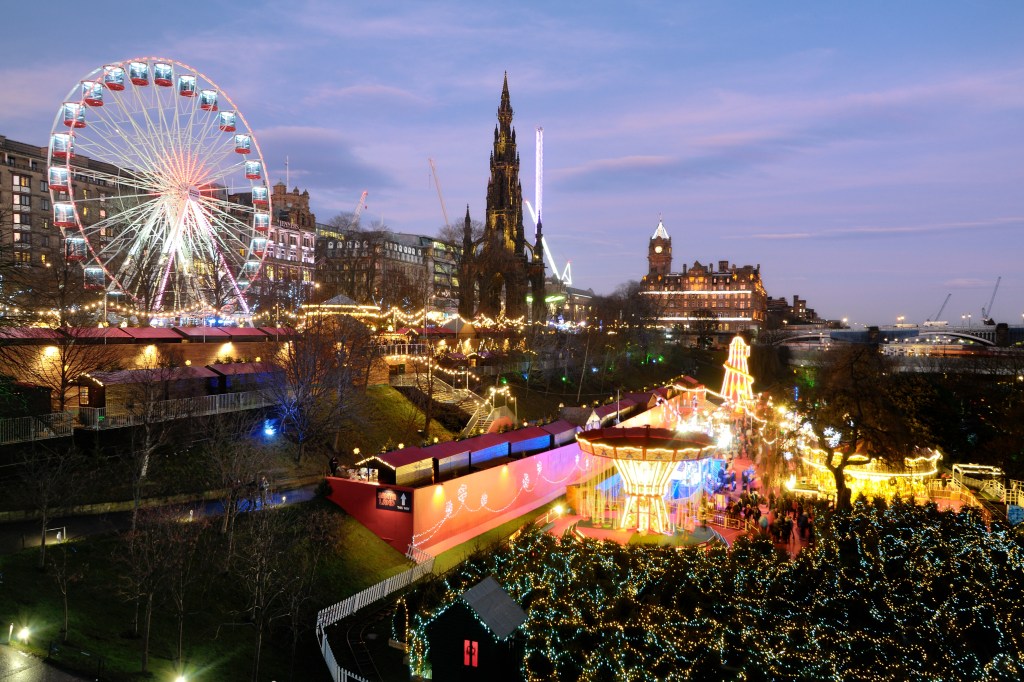 Edinburgh,Princes,Street,Christmas,Market