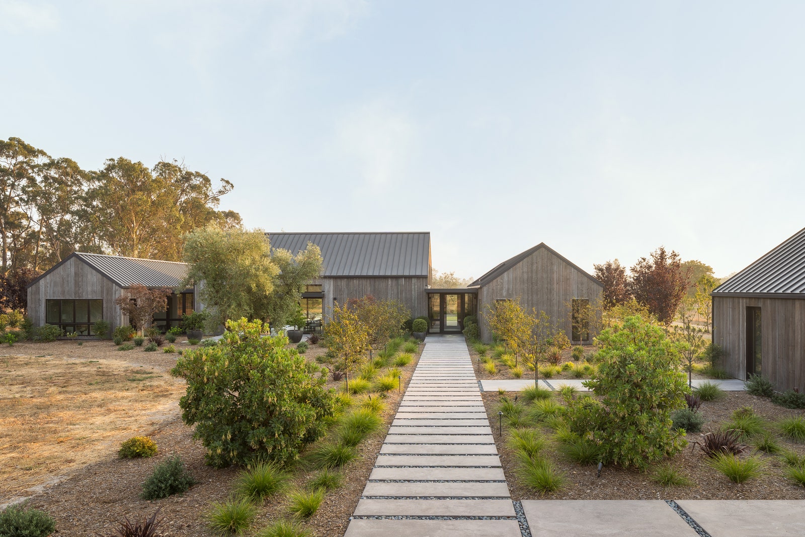 Jennifer Wundrow Interior Design collaborated with Nick Lee Architecture on this 5200squarefoot modern farmhouse retreat...