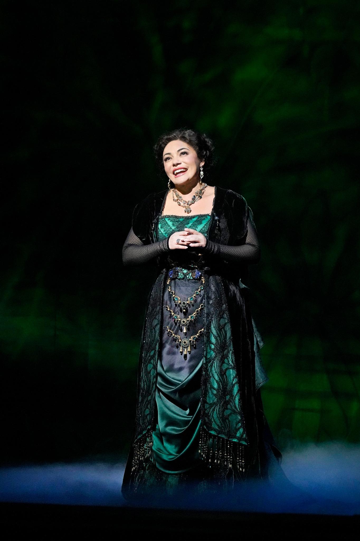 Ailyn P&eacute;rez as Florencia. Photo: Ken Howard/Met Opera