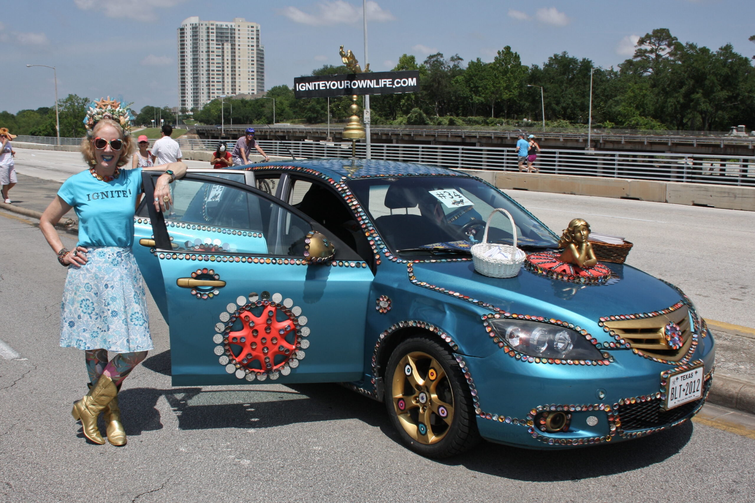 Sarah Gish with her second art car <em>Hubba Hubba</em> (Photo by Kim Coffman)